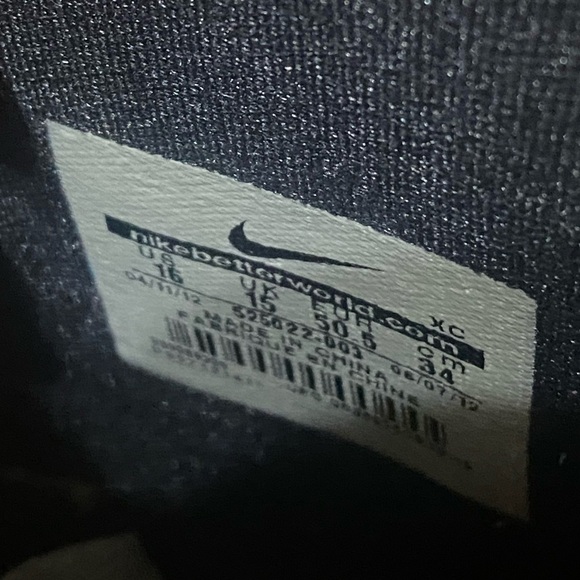 NIKE HYPERFUSE Hard to Find Mens Size 16 Grey Black Excellent Condition - Picture 7 of 13